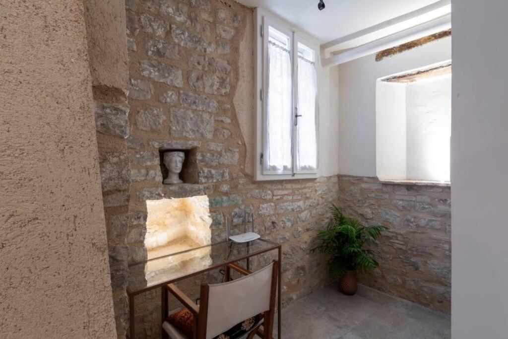 Cornelia Cavern Cosy Studio Apartment In 斯佩洛 外观 照片